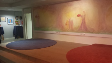 Scenen är byggd för basaren